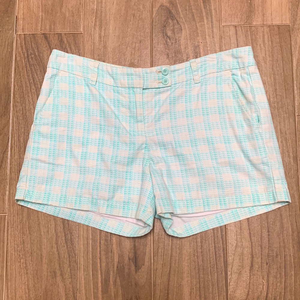 Vineyard vines shorts